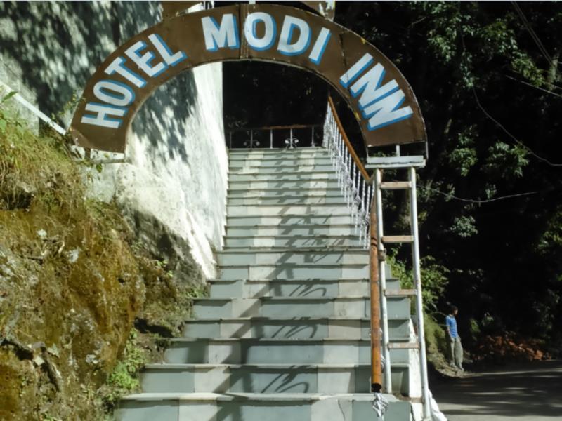 Modi Inn Rock Side Далхаузи Экстерьер фото